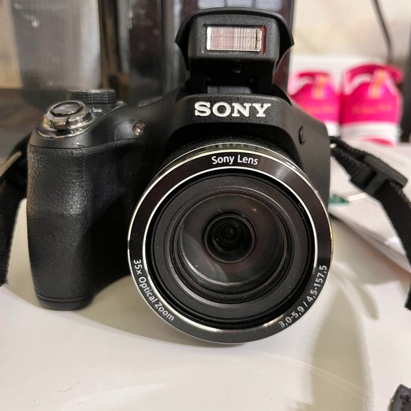 Sony Cyber shot DSC H300 - Picture 2 of 4